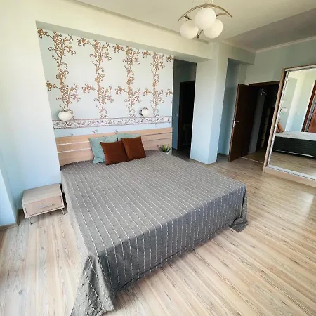 فيلة Luxury Incaraki *