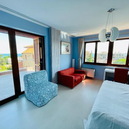 فيلة Luxury Incaraki ساني بيتش